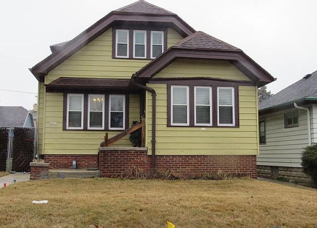 1st image of 4681 N Parkway Ave