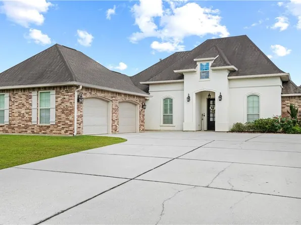2473 Dixie Dr, Covington, LA 70435