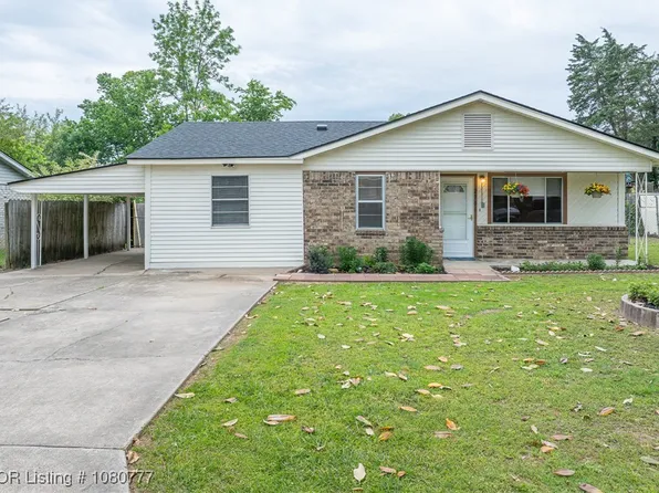 2306 Birch St, Van Buren, AR 72956