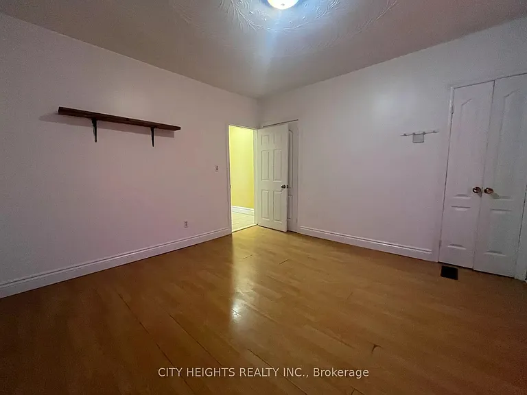 1113 Davenport Rd — Photo 4