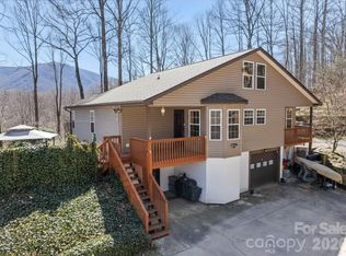 401 Tipstill Cv, Waynesville, NC 28786