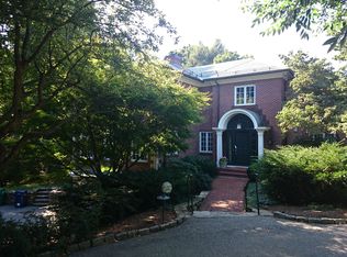 123 Essex Rd, Newton, MA 02467