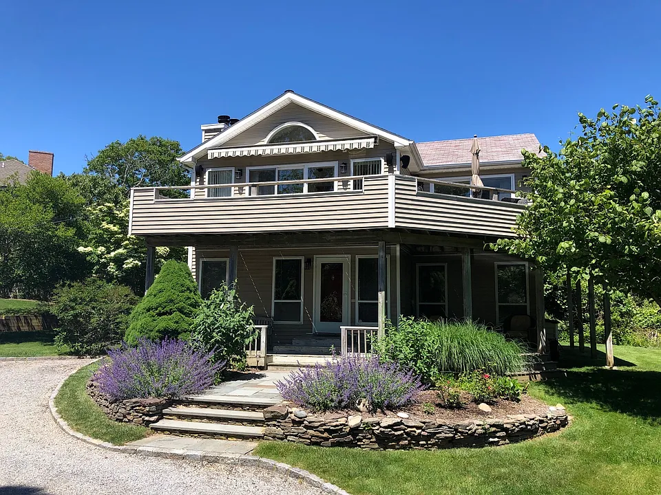 78 Cleveland Dr