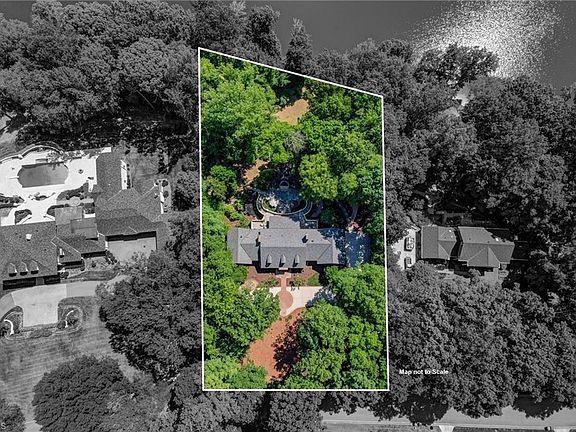 3rd image of 2706 Lake Forest Dr