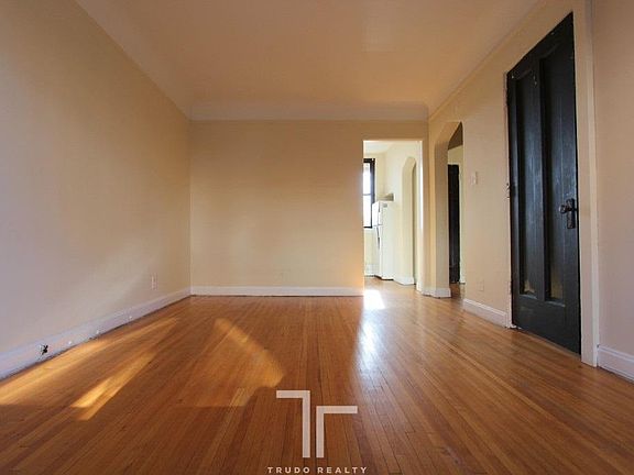4th image of 4407 N Wolcott Ave #44071B