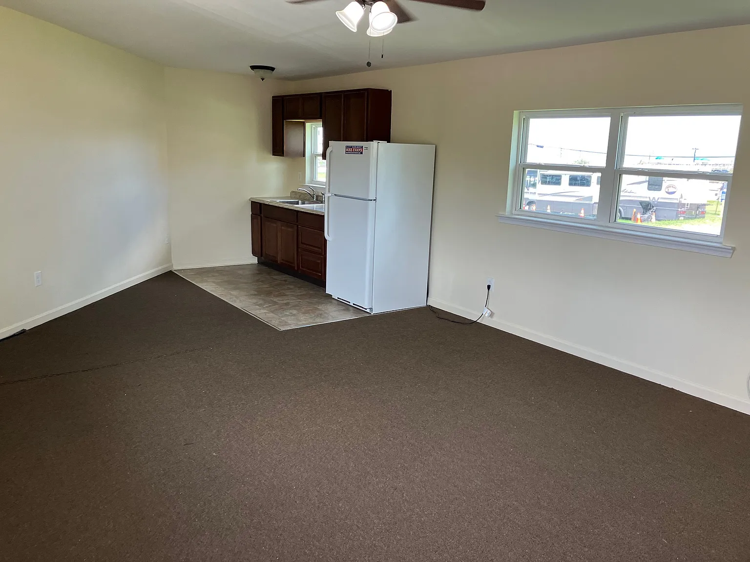 Studio, $1,095 — Photo 2
