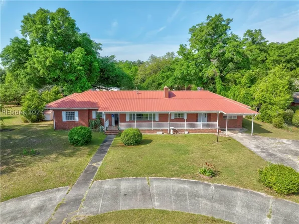 406 E Carolina Ave, Varnville, SC 29944