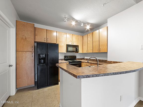 4th image of 12700 BARTRAM PARK Boulevard #2035