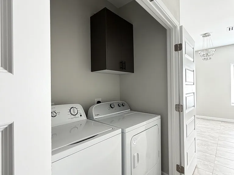 1108 Sugar Garden Ave #4 — Photo 13