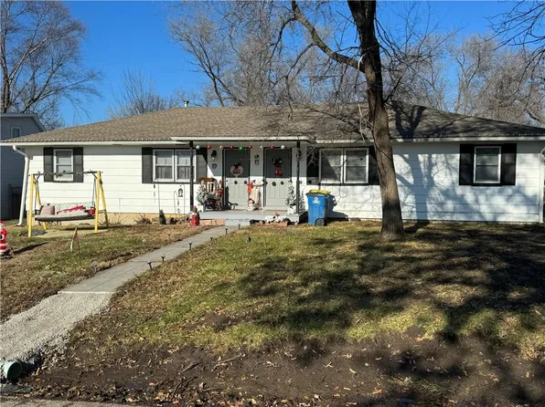 202-204 E Major St, Kearney, MO 64060