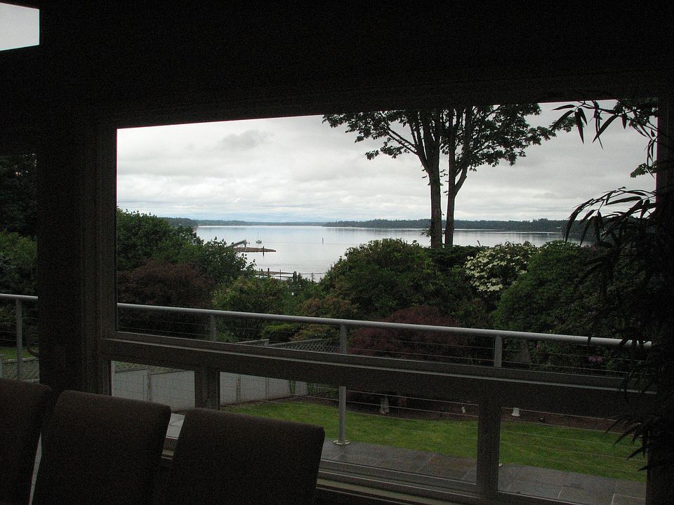 1st image of 2012 Harbor View Dr NW