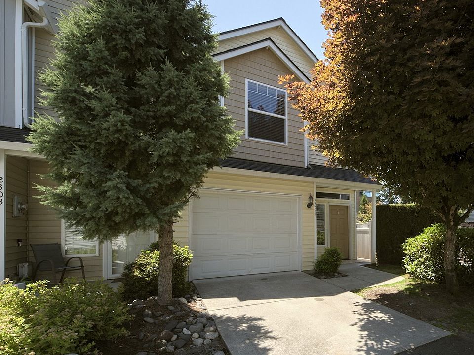 1st image of 2301 NE 139th Cir