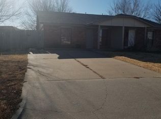 1118 W Windsor Way, Mustang, OK 73064