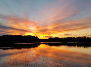 5536 Woodruff Shore Dr, Brighton, MI