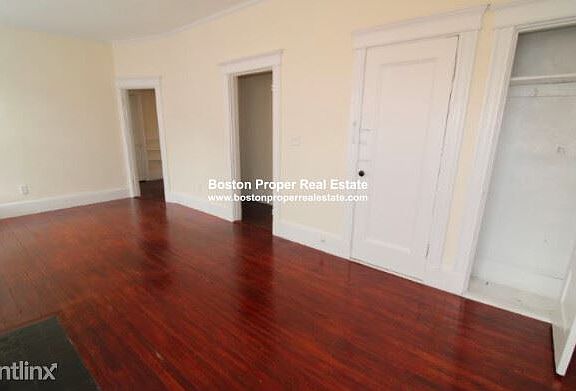 127 Myrtle St. #4 Boston - Beacon Hill Unit Photo 4