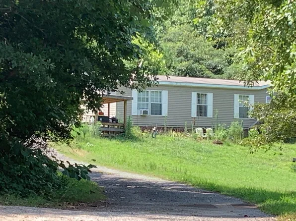 845 Hellams Rd, Gray Court, SC 29645