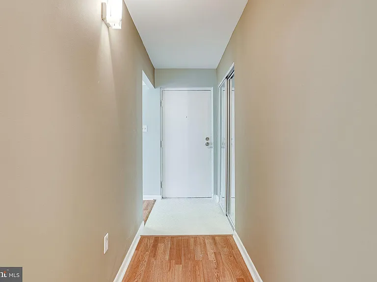 2210 Springwood Dr #207 — Photo 7
