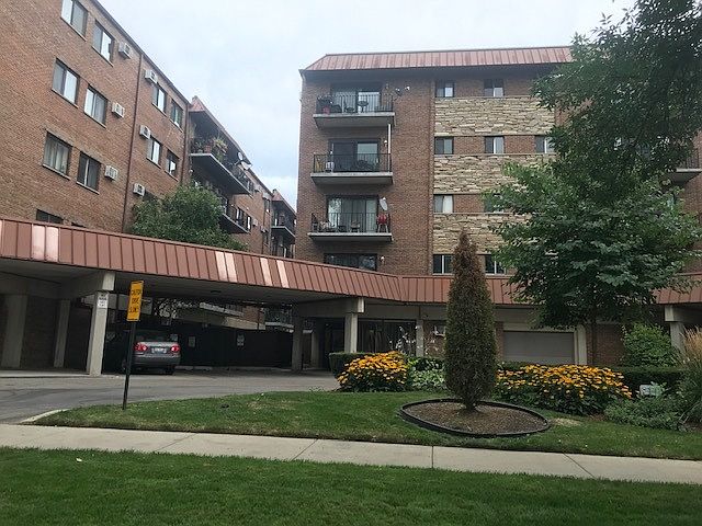 1st image of 2333 N Neva Ave #307