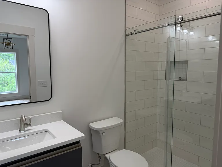 105 Hart Ln #D — Photo 16