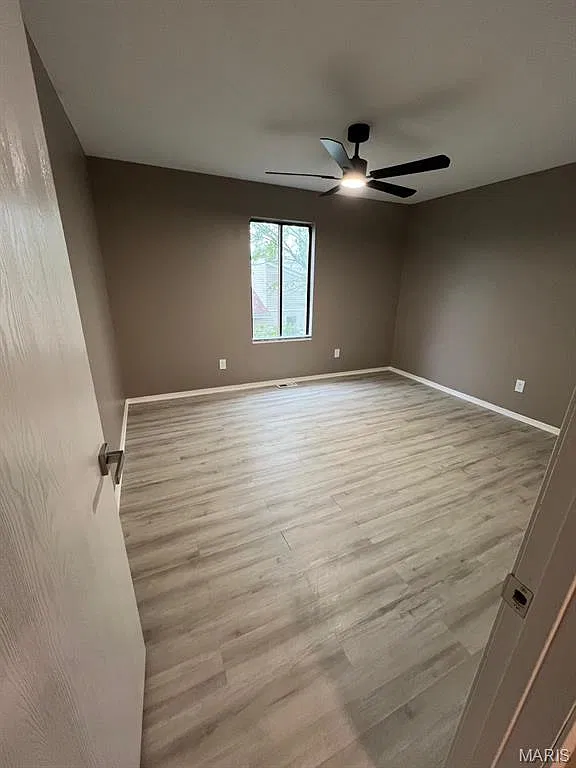 2 bed, 3.0 bath, 1120 sqft, $1,700 — Photo 2