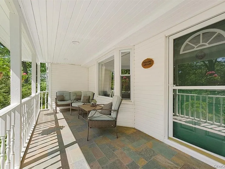 13 Split Rock Rd — Photo 4