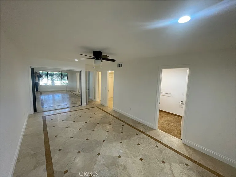 22038 Vanowen St #103 — Photo 10