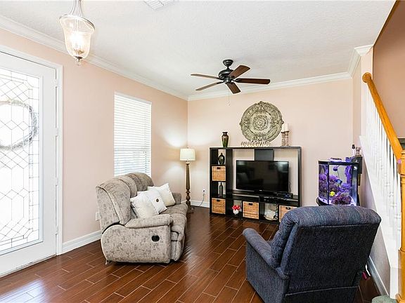 4th image of 14519 Clarkson Dr