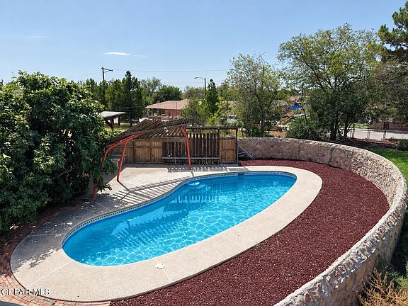 5th image of 9401 Pavo Ln