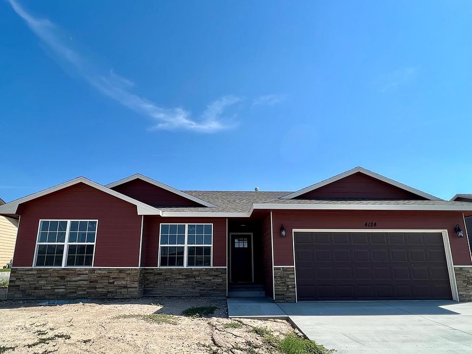 1st image of 4124 Hawthorne Way