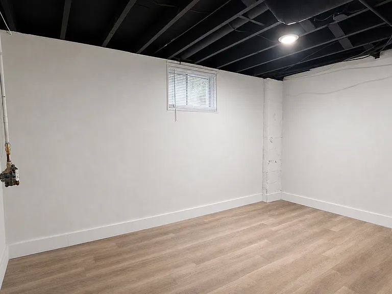 3222 Anderson Ave — Photo 11