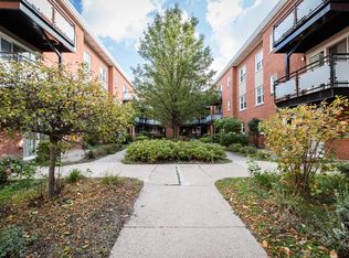 6435-43 N. Damen Ave., Chicago, IL 60645