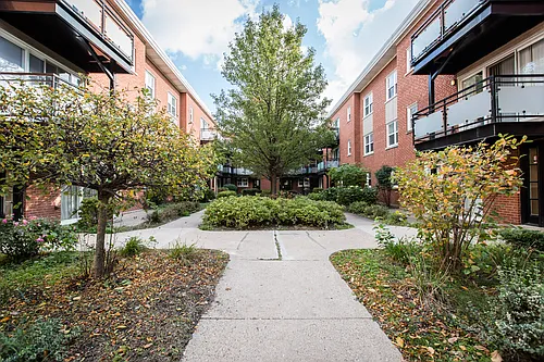 6435-43 N. Damen Ave. Photo 1