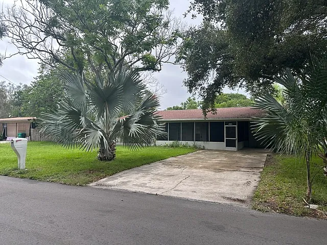 2030 Healy Dr — Photo 5