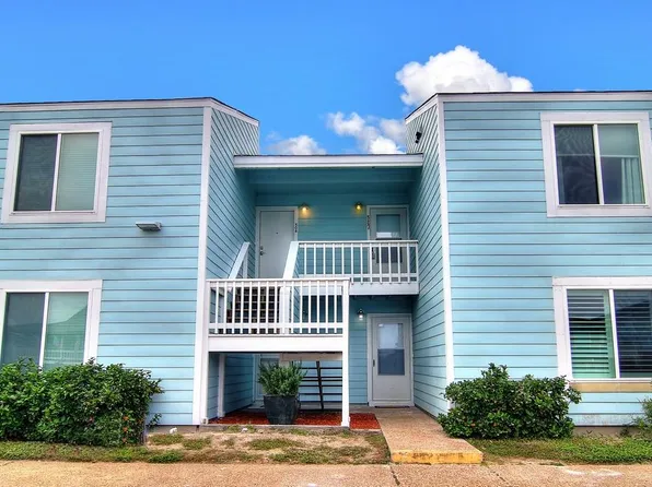 508 Lauderdale Dr, Rockport, TX 78382