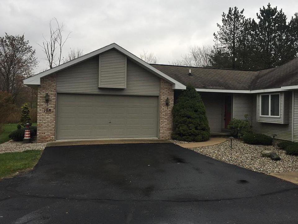 1st image of 108 E Gatehouse Dr