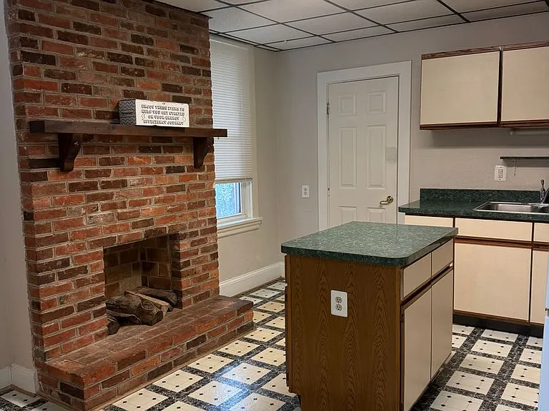 819 Motter Ave — Photo 5
