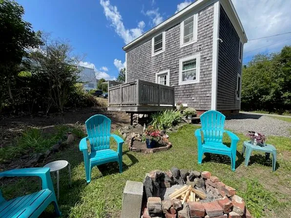 10 Adams Street, Eastport, ME 04631