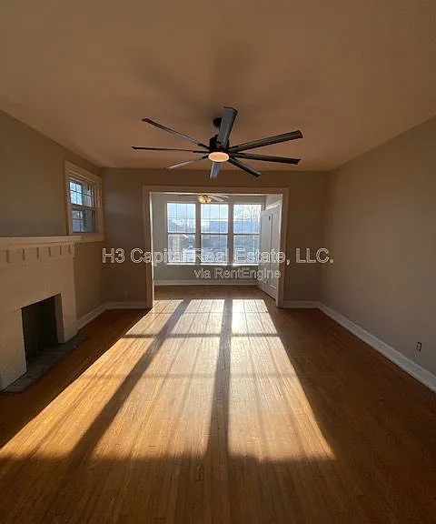 2449 Cleveland Blvd #D — Photo 3