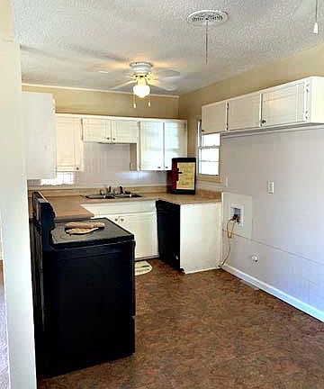 5th image of 209 Cherry Ave