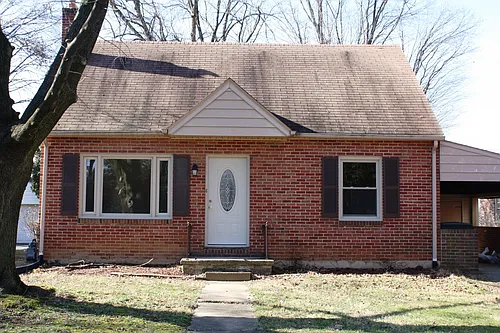 302 Pinehurst Rd Photo 1