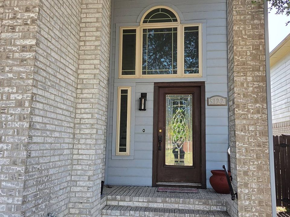 1st image of 5122 Wedgewood Dr