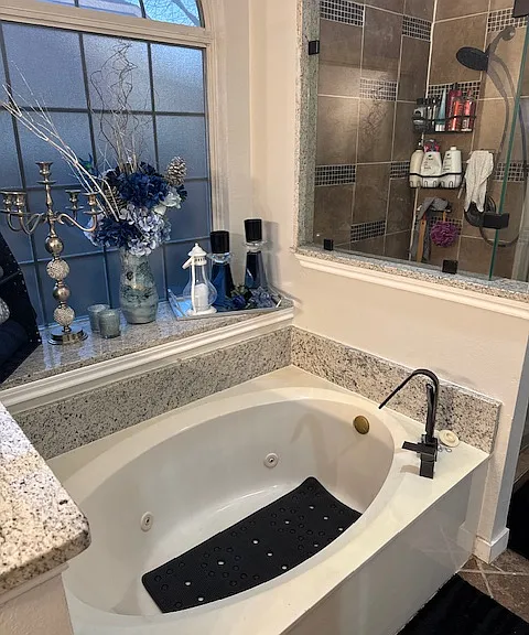813 McComb Ln — Photo 12