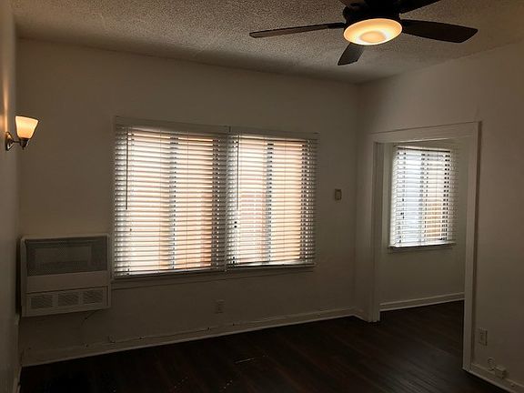 3rd image of 127 N Edgemont St APT 10