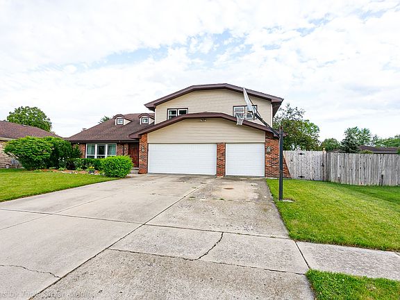2nd image of 12563 W Holm Dr
