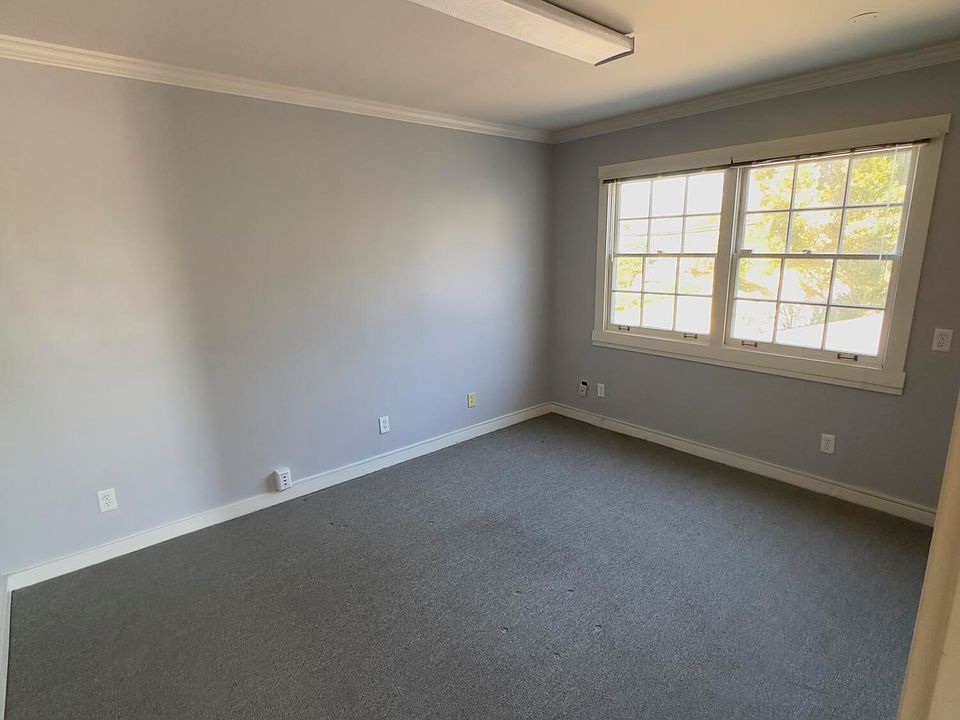 1st image of 25 Carlo Dr Suite D