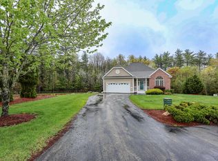 64 Sawgrass Cir, Londonderry, NH 03053