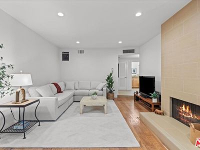 521 Montana Ave APT 113, Santa Monica, CA, 90403
