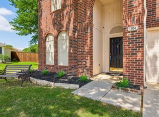 3304 Olympus Ct, Corinth, TX 76210