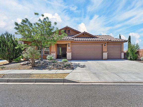 5th image of 4032 Paseo Vista Pl NE