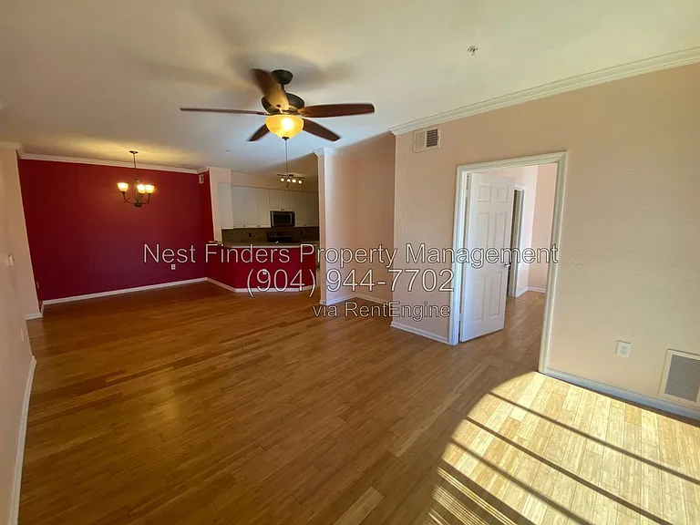 8539 Gate Pkwy W #122 — Photo 6
